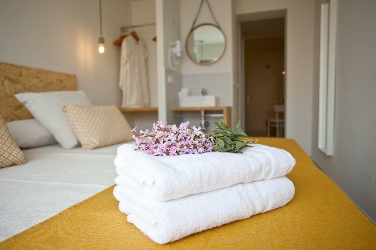 Bj Cala Morlanda Estudios (Adults Only) S'Illot  Luaran gambar